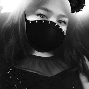 Meet your Posher, Isabel